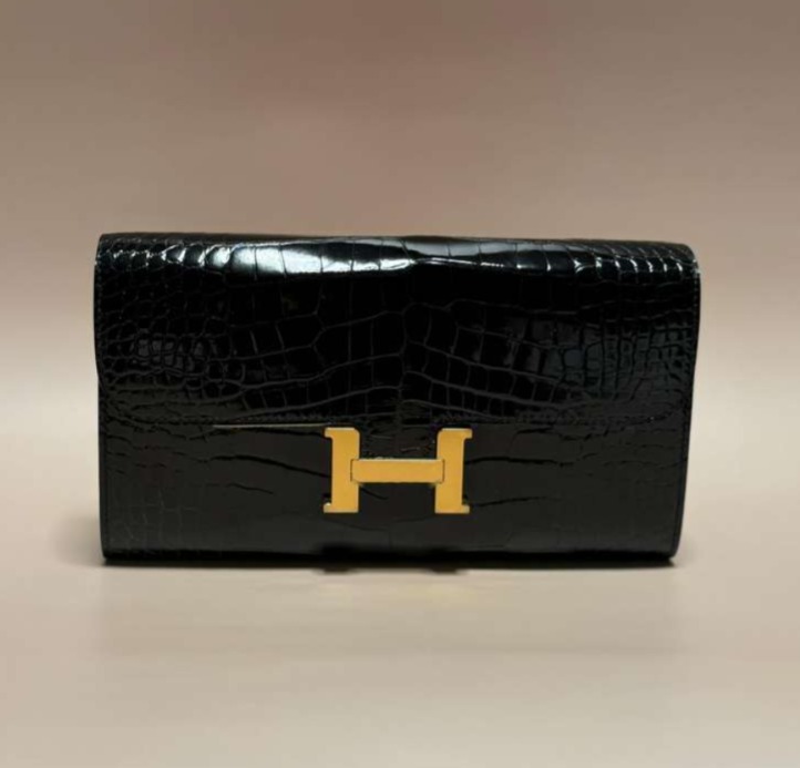 Constance Wallet to Go Black Alligator Gold