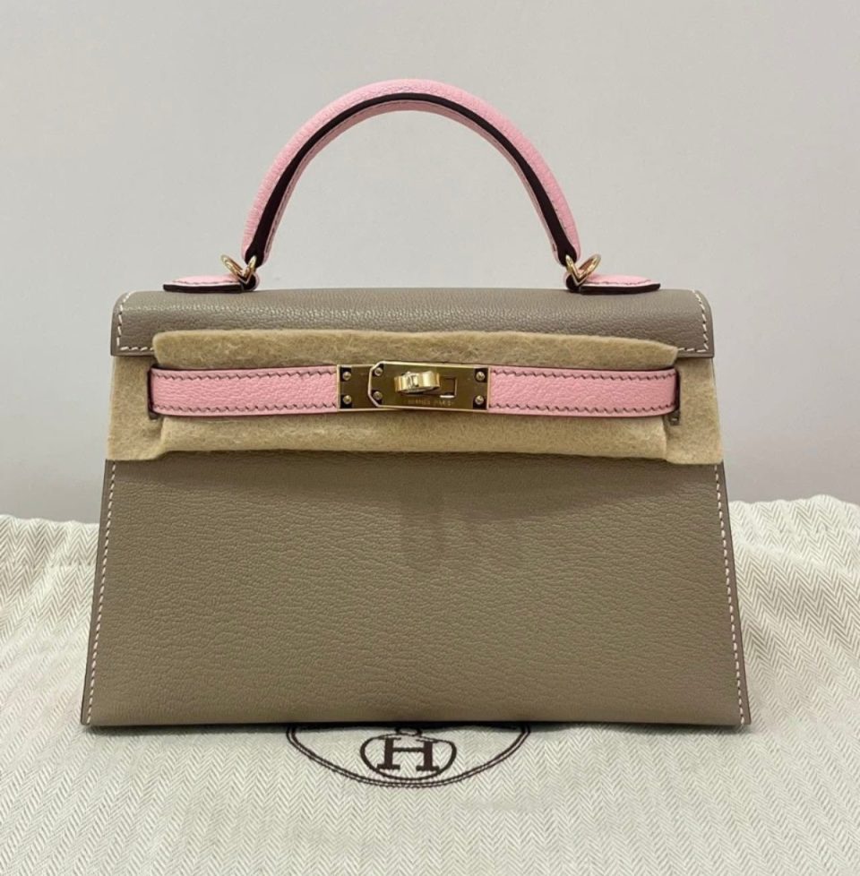 Kelly 20 Mini HSS Gris T Rose Sakura Chevre Permabrass