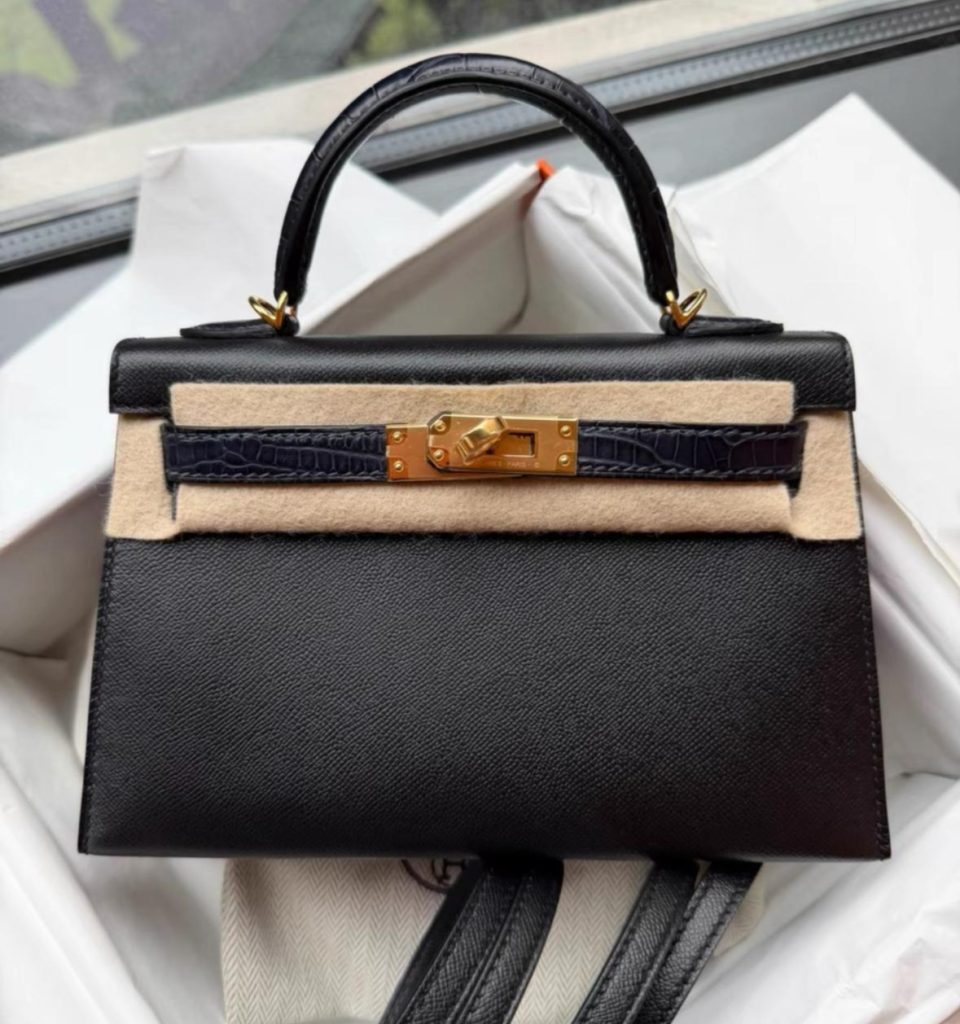 Kelly 20 Mini Touch Black Deep Blue Epsom Gold