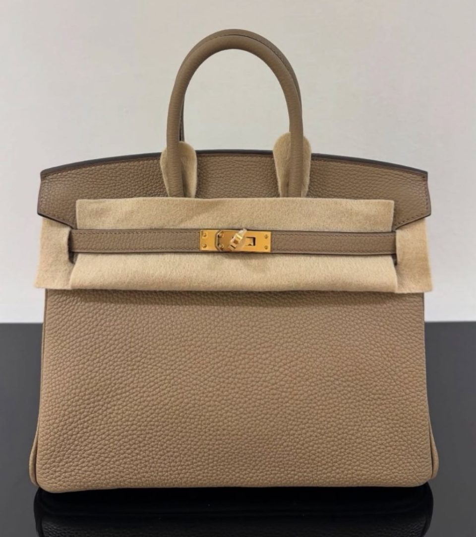 Birkin 25 Beige Marfa Togo Gold