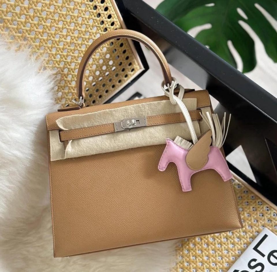 Kelly 25 Biscuit Epsom Palladium