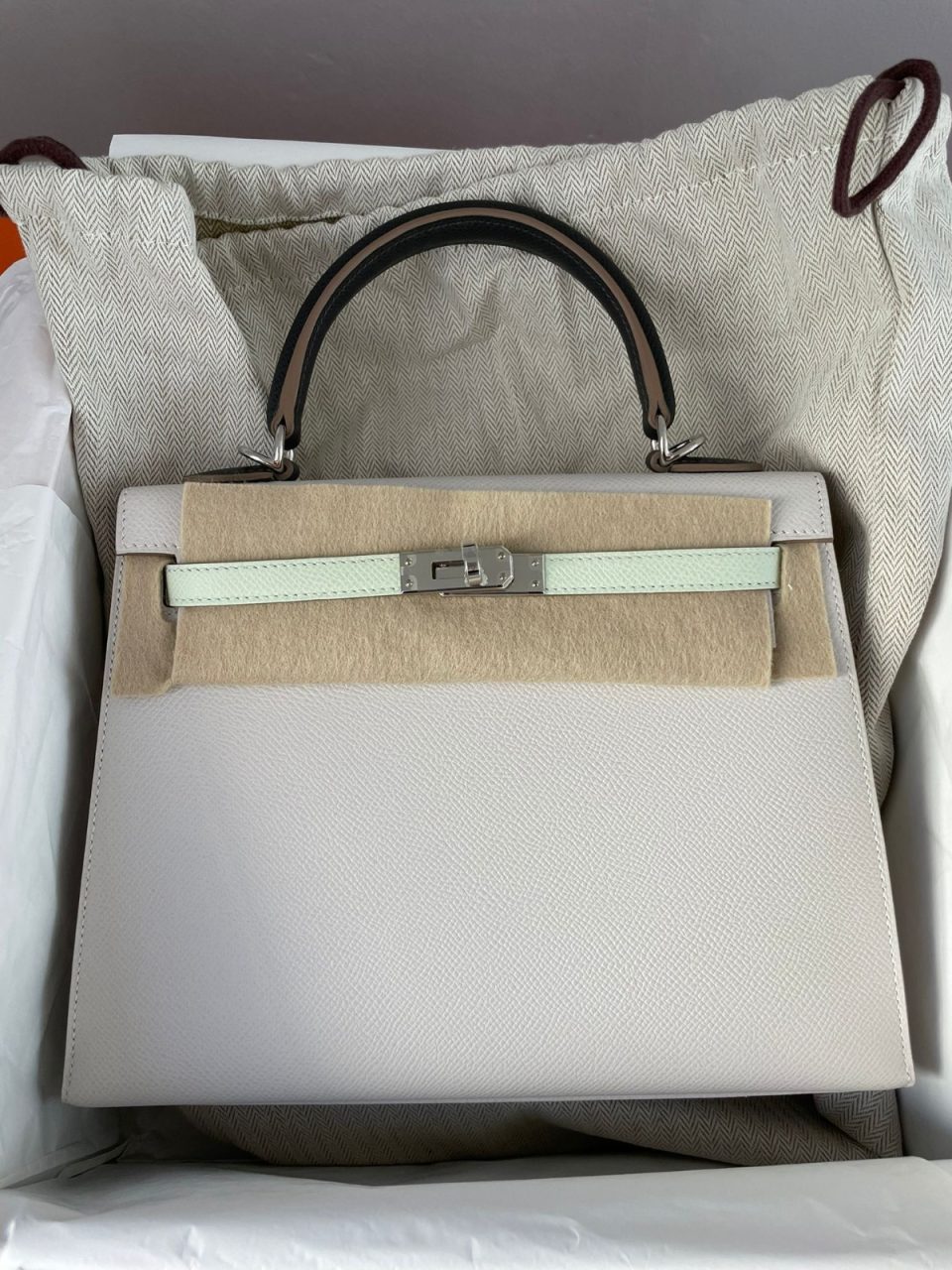 Kelly 25 Tricolor Gris Pale Vert Fizz Gris Graphite Epsom Palladium