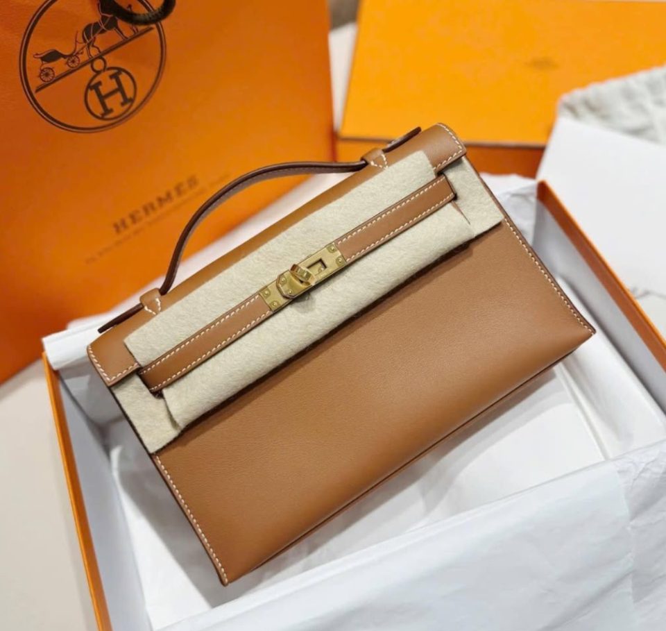 Kelly Pochette Gold Swift Gold