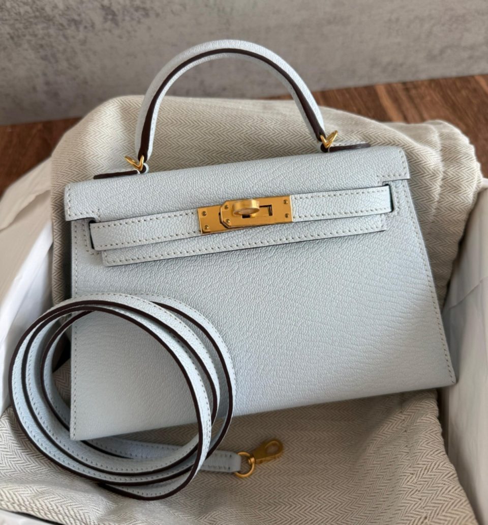 Kelly 20 Mini Blue Brume Chevre Gold