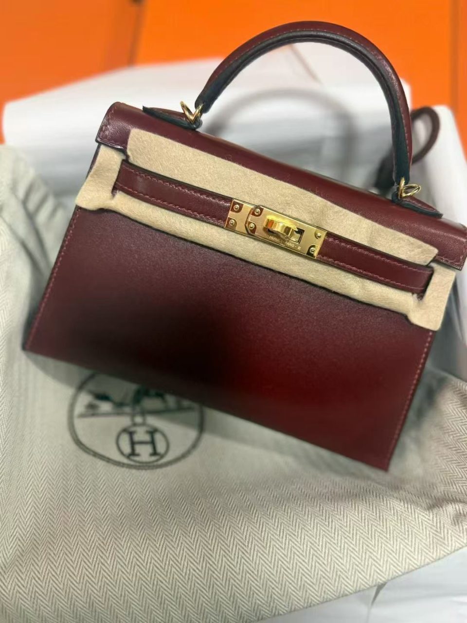 Hermès