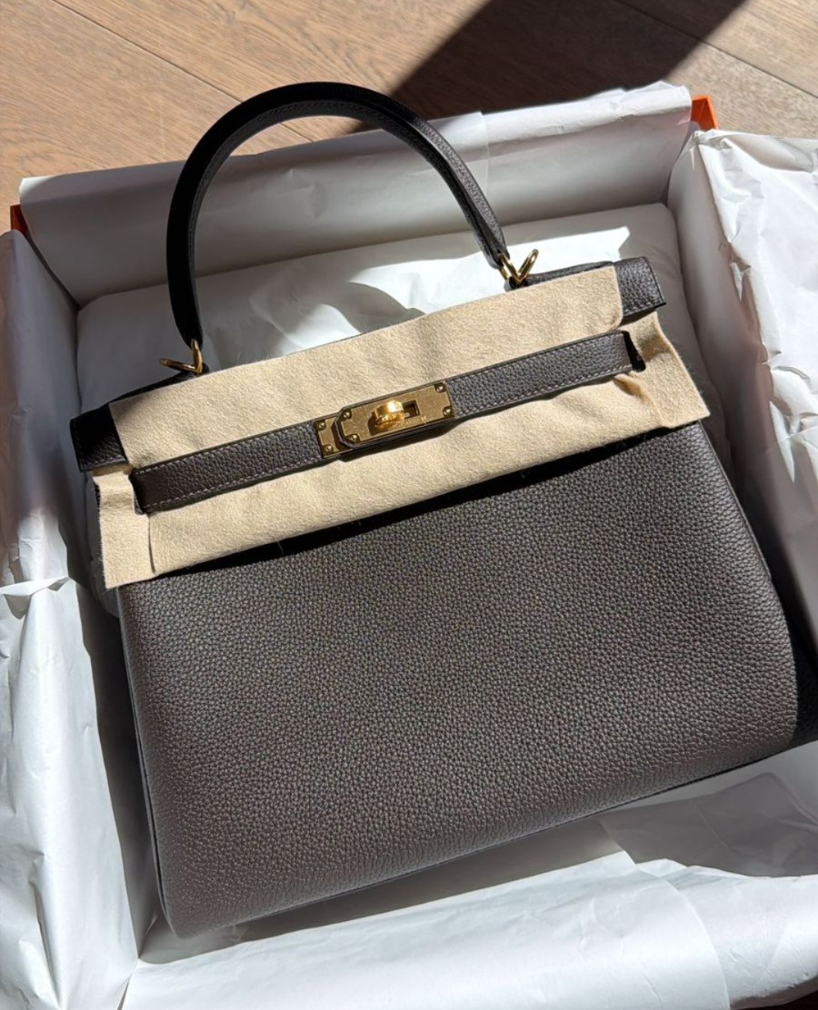 Kelly 28 Bai-Brun Togo Gold