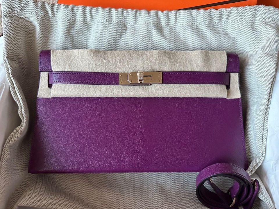Kelly Elan Anemone Chevre Palladium