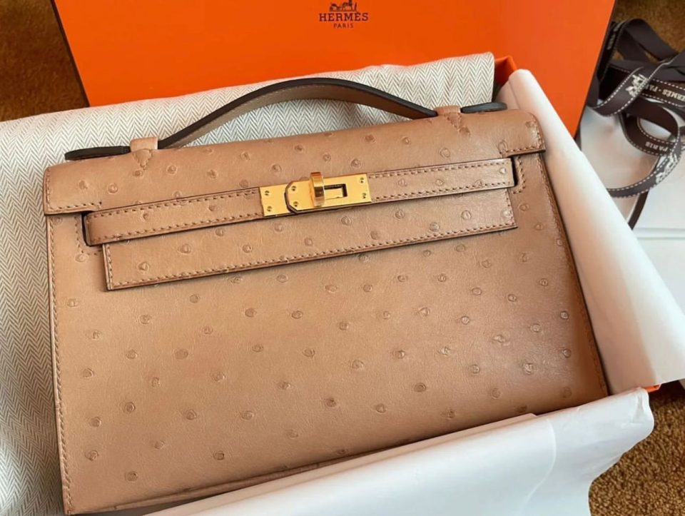 Kelly Pochette Chai Ostrich Gold