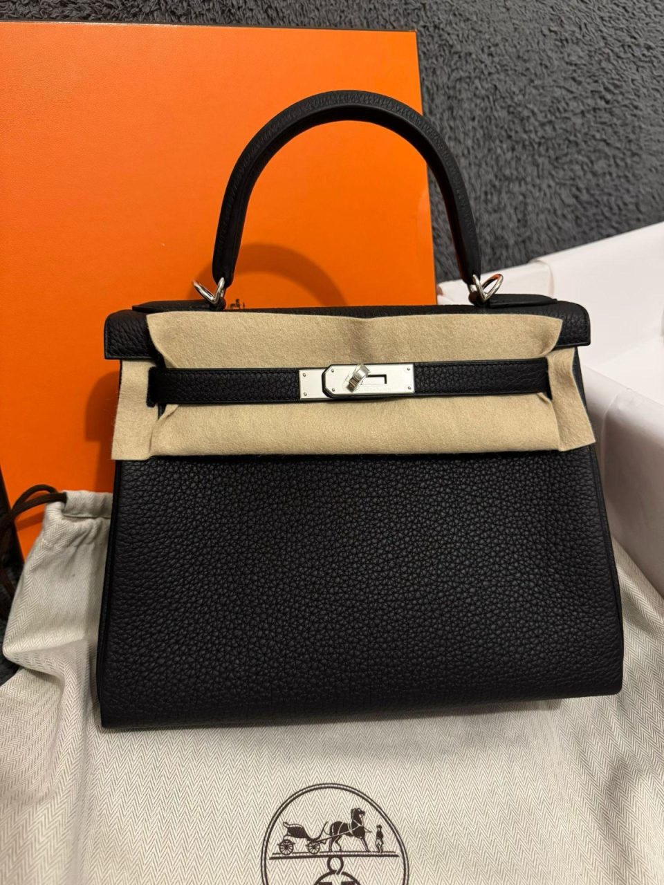 Kelly 28 Black Togo Palladium