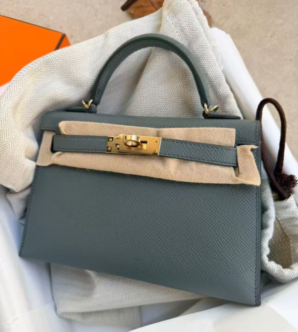 Kelly 20 Vert Amande Permabrass