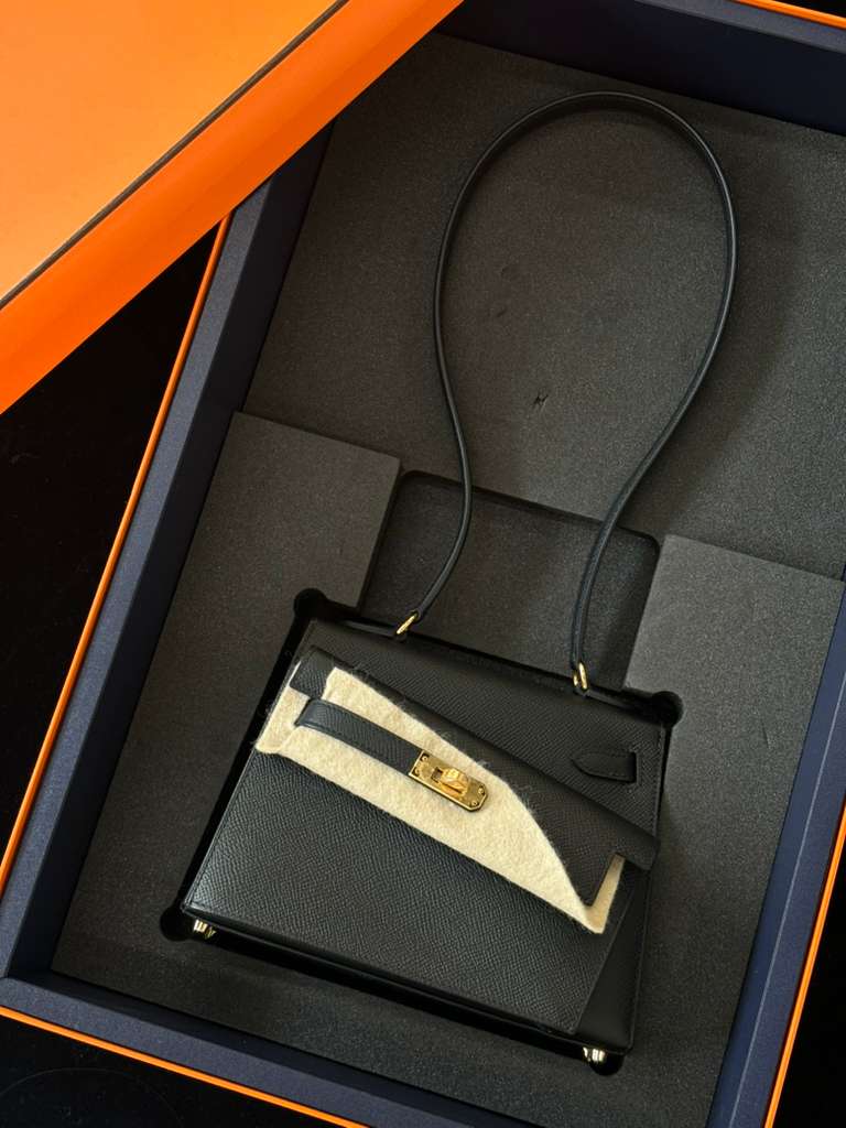 Kelly en Desordre Black Epsom Gold
