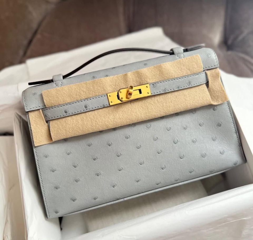 Kelly Pochette Blue Glacier Ostrich Gold