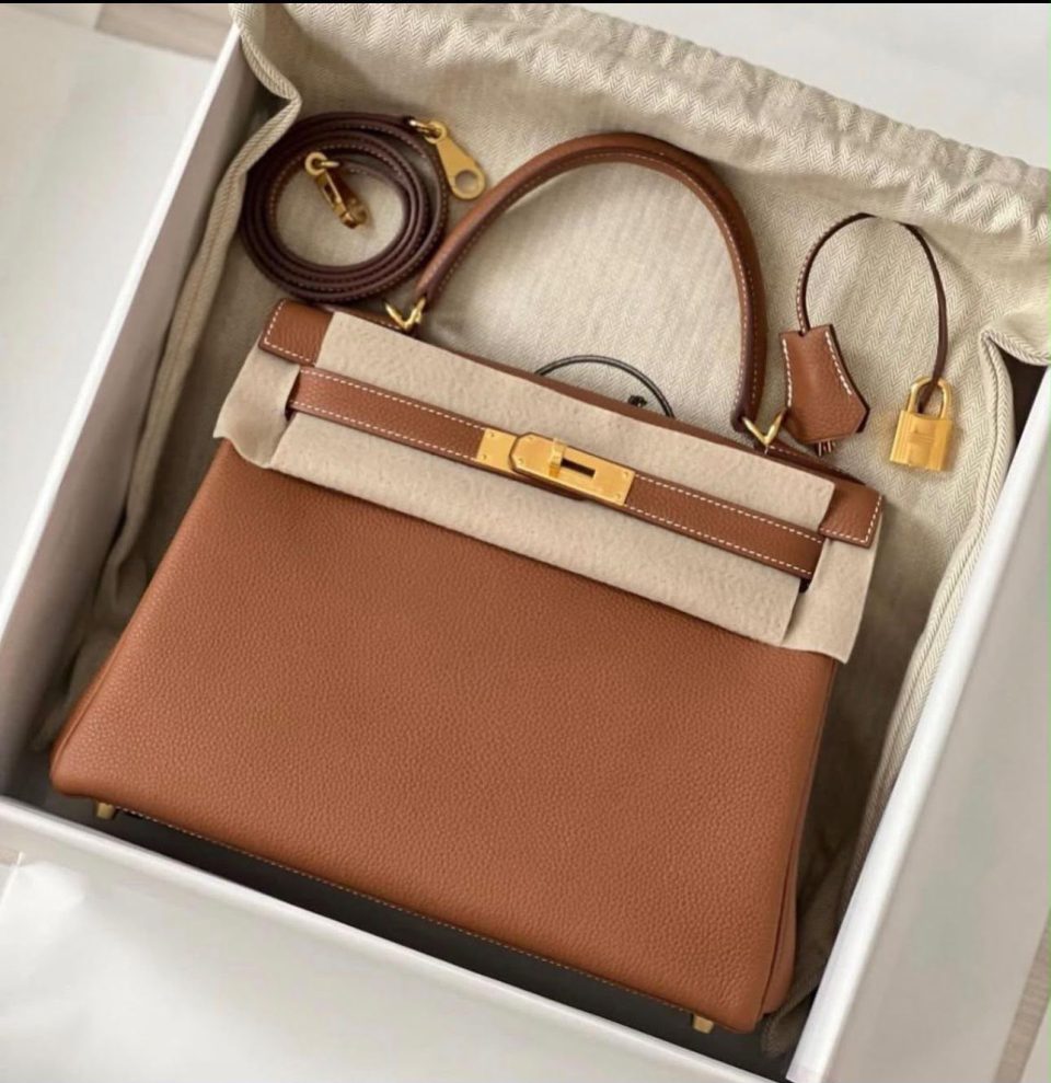 Kelly 28 Gold Togo Gold
